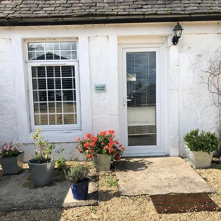 Grooms Cottage Outside Hot Tub Beith Exterior foto