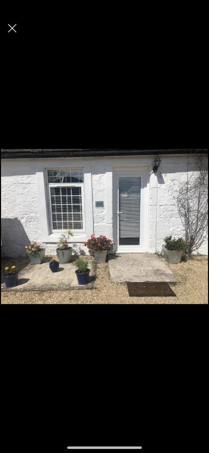 Grooms Cottage Outside Hot Tub Beith Exterior foto